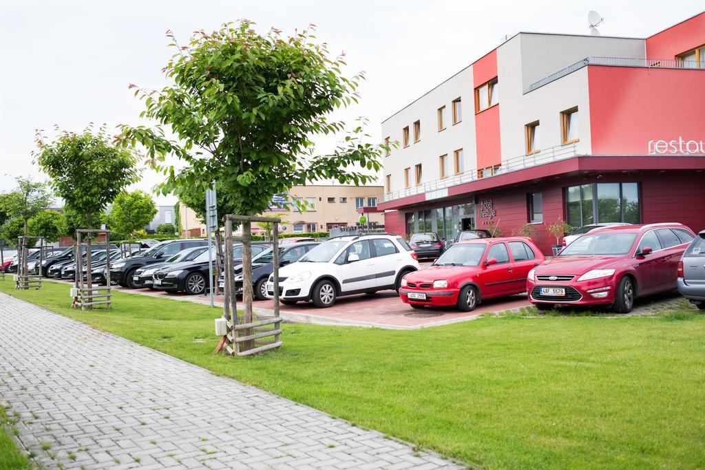 Hotel Lifestyle Prag Exteriör bild